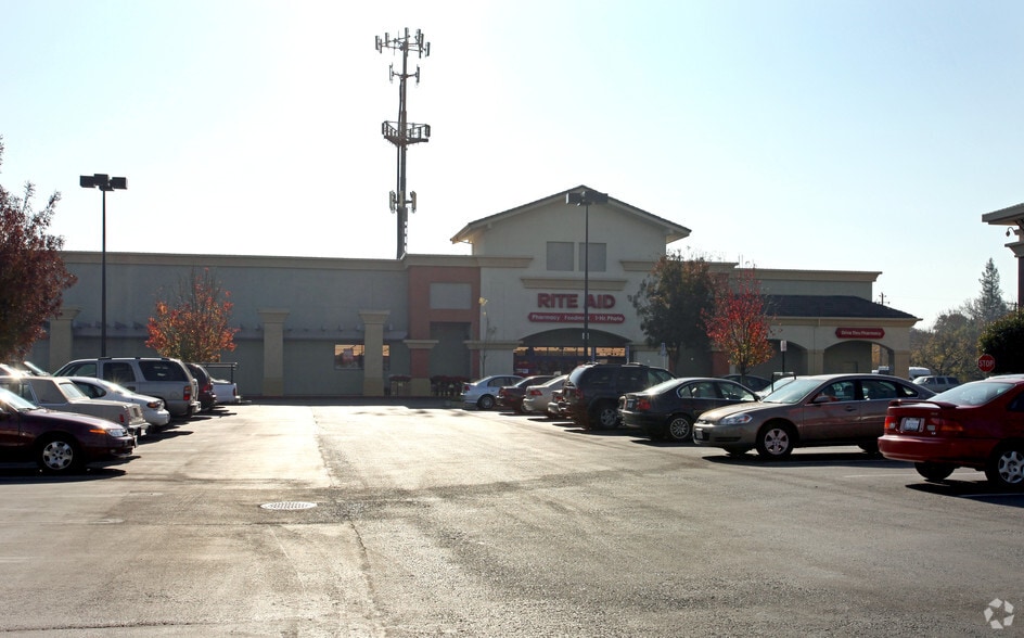 6455 Pacific Ave, Stockton, CA for lease - Primary Photo - Image 1 of 3