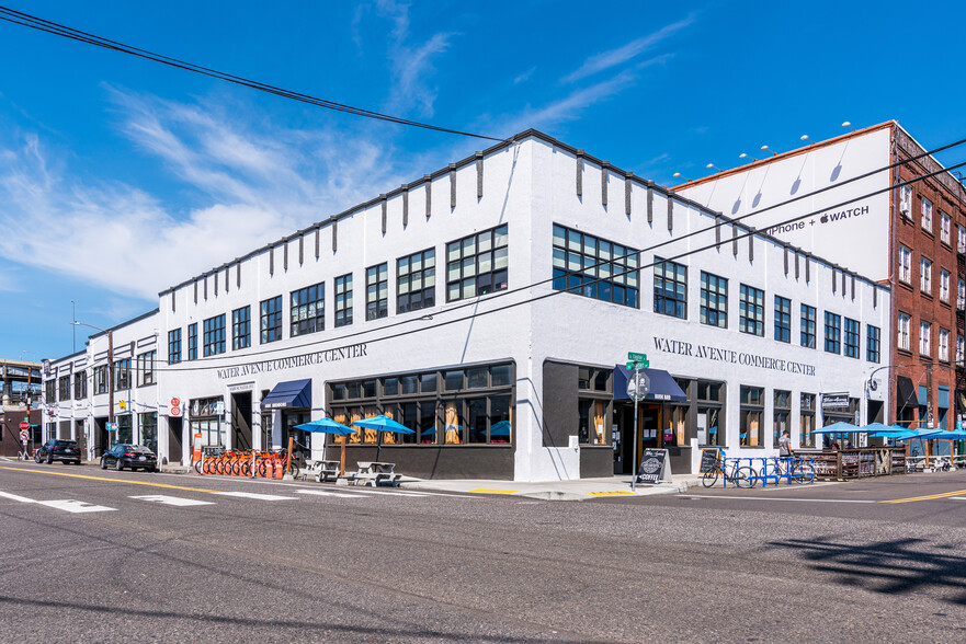 1028-1036 SE Water Ave, Portland, OR for lease - Building Photo - Image 1 of 5