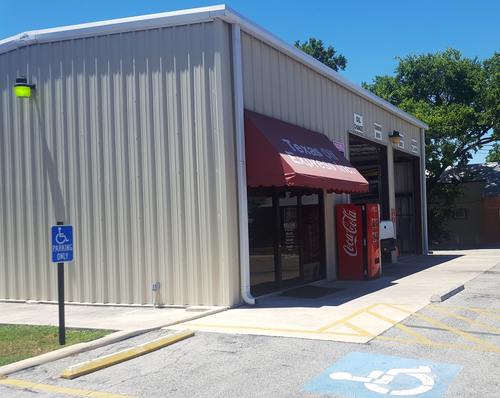 907 S Commerce St, Lockhart, TX for sale Building Photo- Image 1 of 1