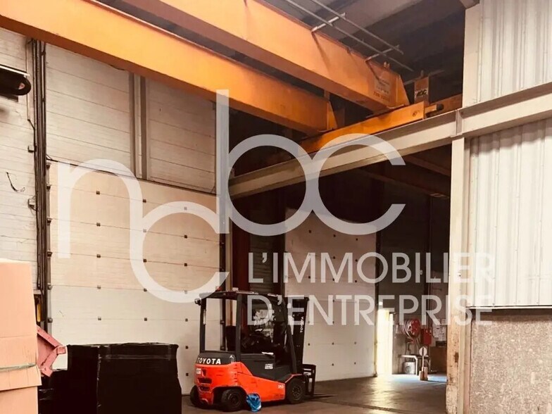 Flex in Béligneux for lease - Interior Photo - Image 3 of 6