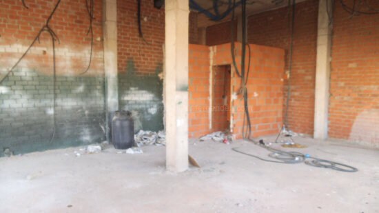 Retail in Cáceres, Cáceres for sale - Building Photo - Image 2 of 4