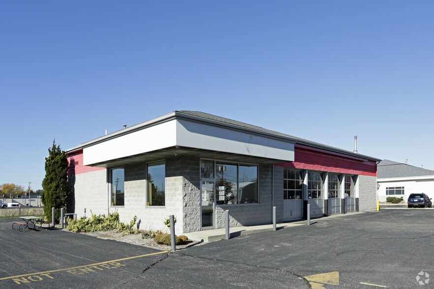 162 Coolidge Ave, Holland, MI for sale - Primary Photo - Image 1 of 1