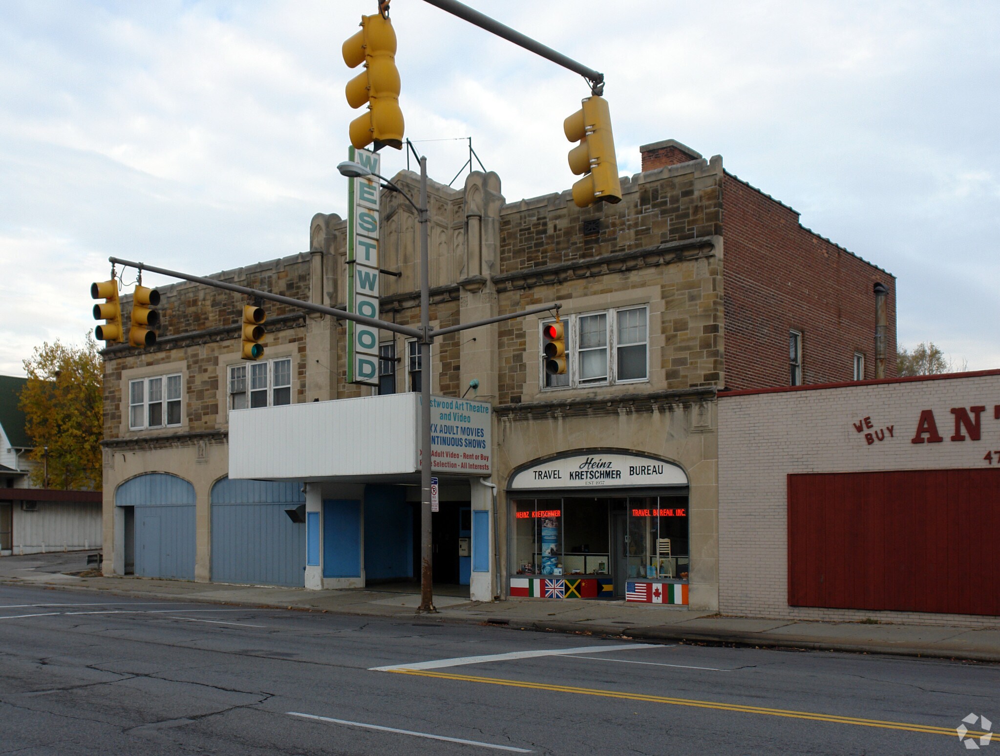 1602 W Sylvania Ave, Toledo, OH for sale Building Photo- Image 1 of 1