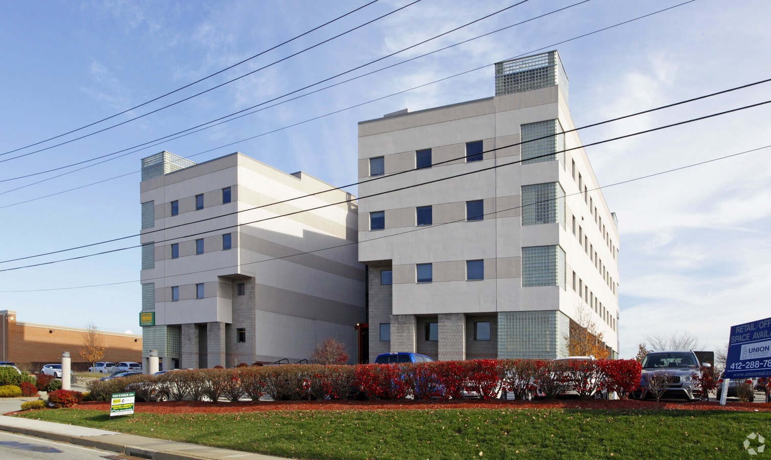 180 Fort Couch Rd, Pittsburgh, PA 15241 Fort Couch Tower