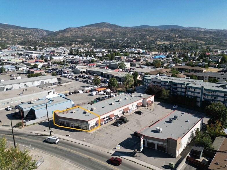 78 Industrial Av W, Penticton, BC for lease - Primary Photo - Image 1 of 2