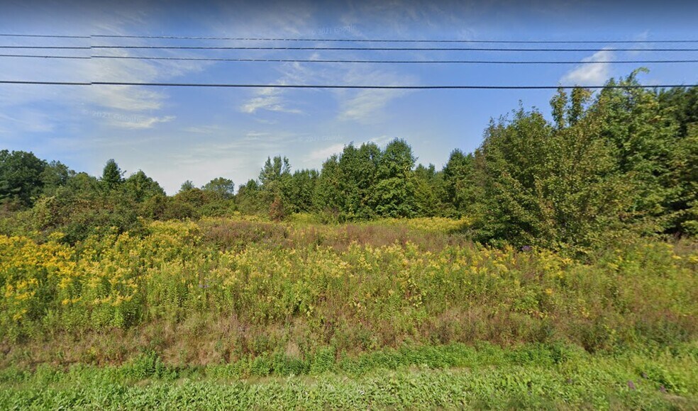 85 S Putt Corners Rd, New Paltz, NY for sale - Primary Photo - Image 1 of 1