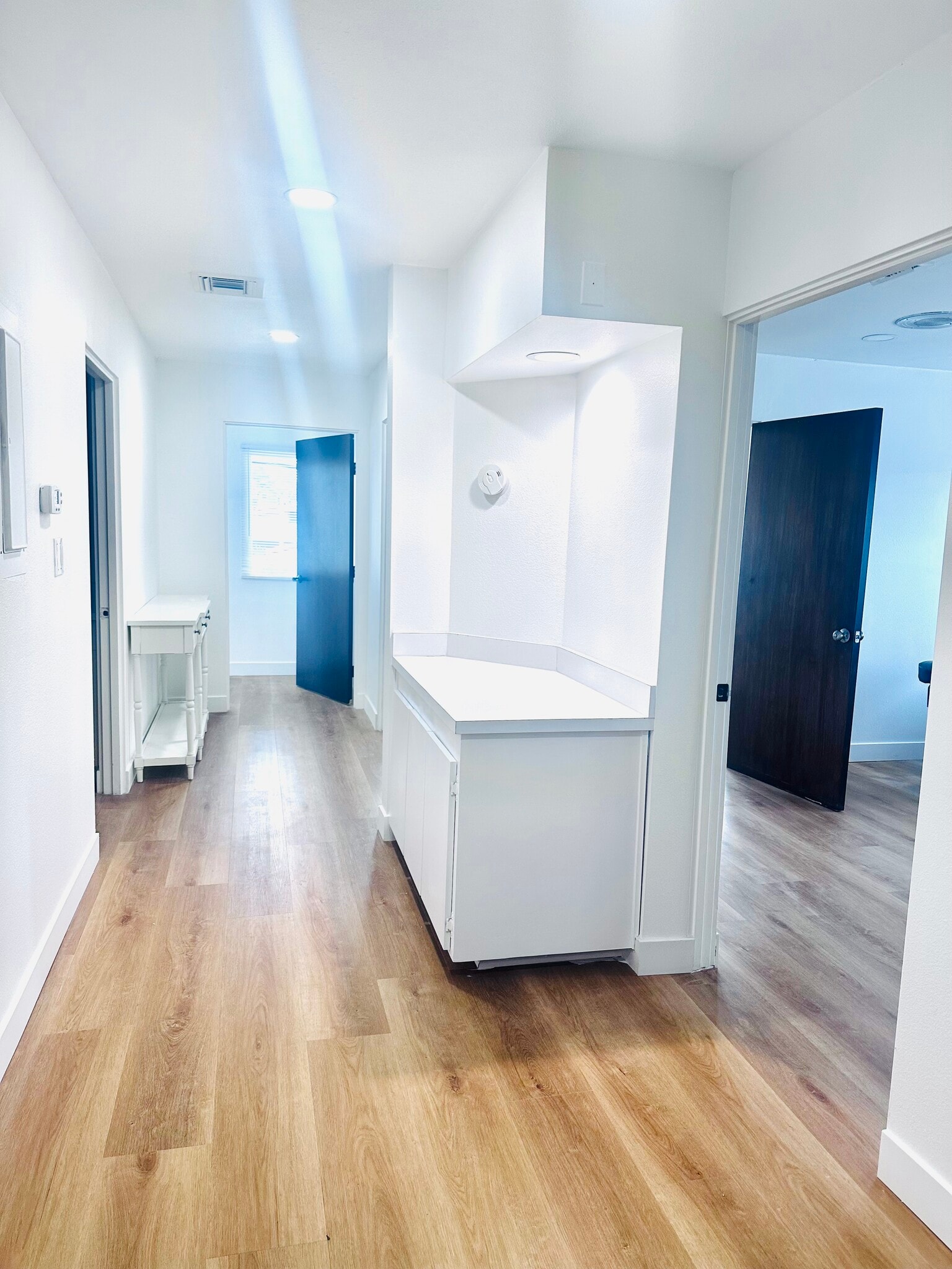 18821 Delaware St, Huntington Beach, CA for lease Interior Photo- Image 1 of 14