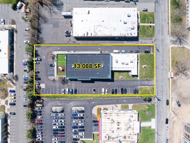 30-34 Okner Pky, Livingston, NJ for sale - Building Photo - Image 3 of 8