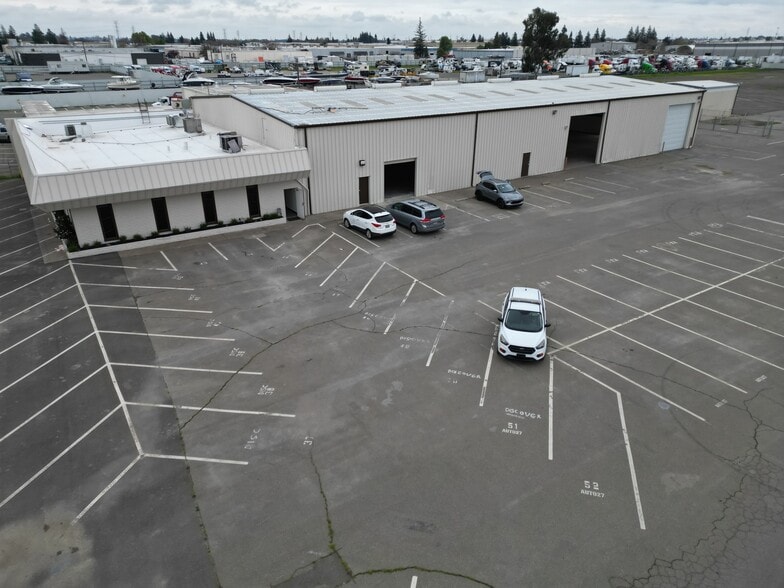 8732 Fruitridge Rd, Sacramento, CA for lease - Building Photo - Image 2 of 10