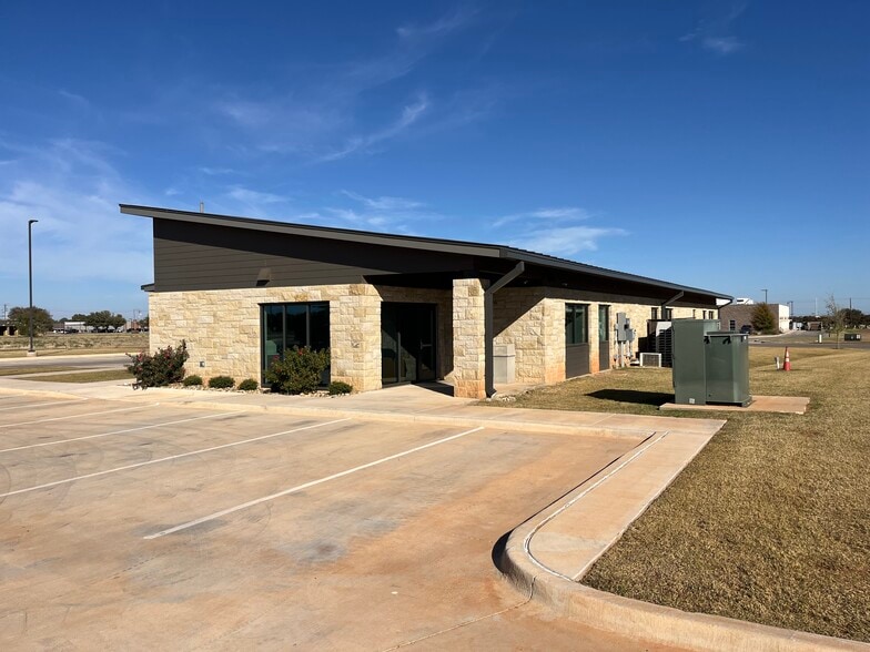 6450 Central Park Blvd, Abilene, TX for sale - Building Photo - Image 3 of 8