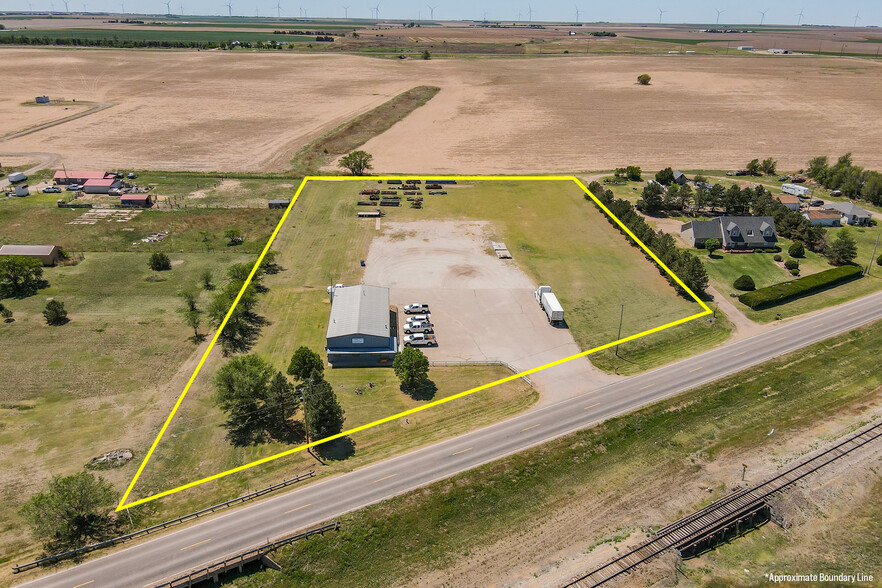 2309 W McArtor Rd, Dodge City, KS for sale - Primary Photo - Image 1 of 1