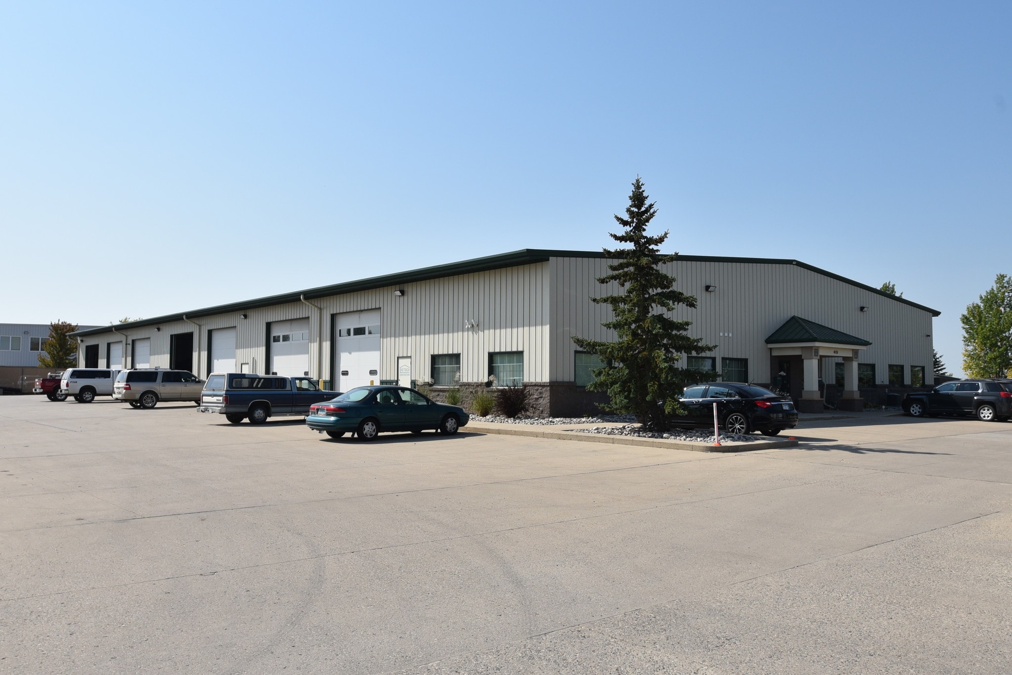 4151 38th St S, Fargo, ND for lease Building Photo- Image 1 of 15
