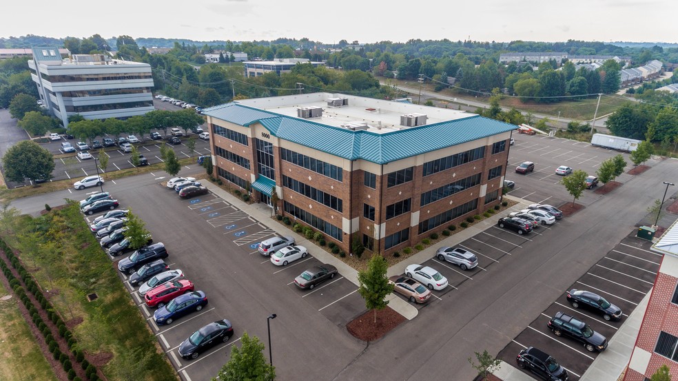 8000 Brooktree Rd, Wexford, PA for lease - Aerial - Image 2 of 25