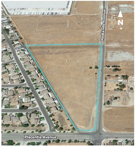 2810 Redlands Ave, Perris, CA for sale - Building Photo - Image 2 of 5