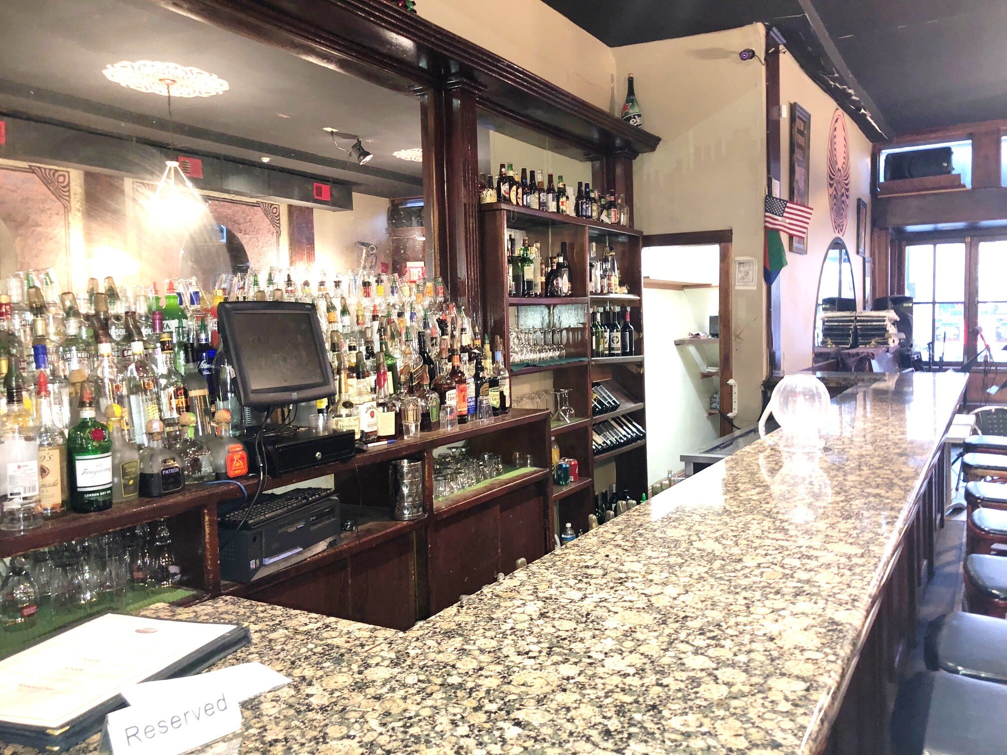 2327 18th St NW, Washington, DC for sale Interior Photo- Image 1 of 1