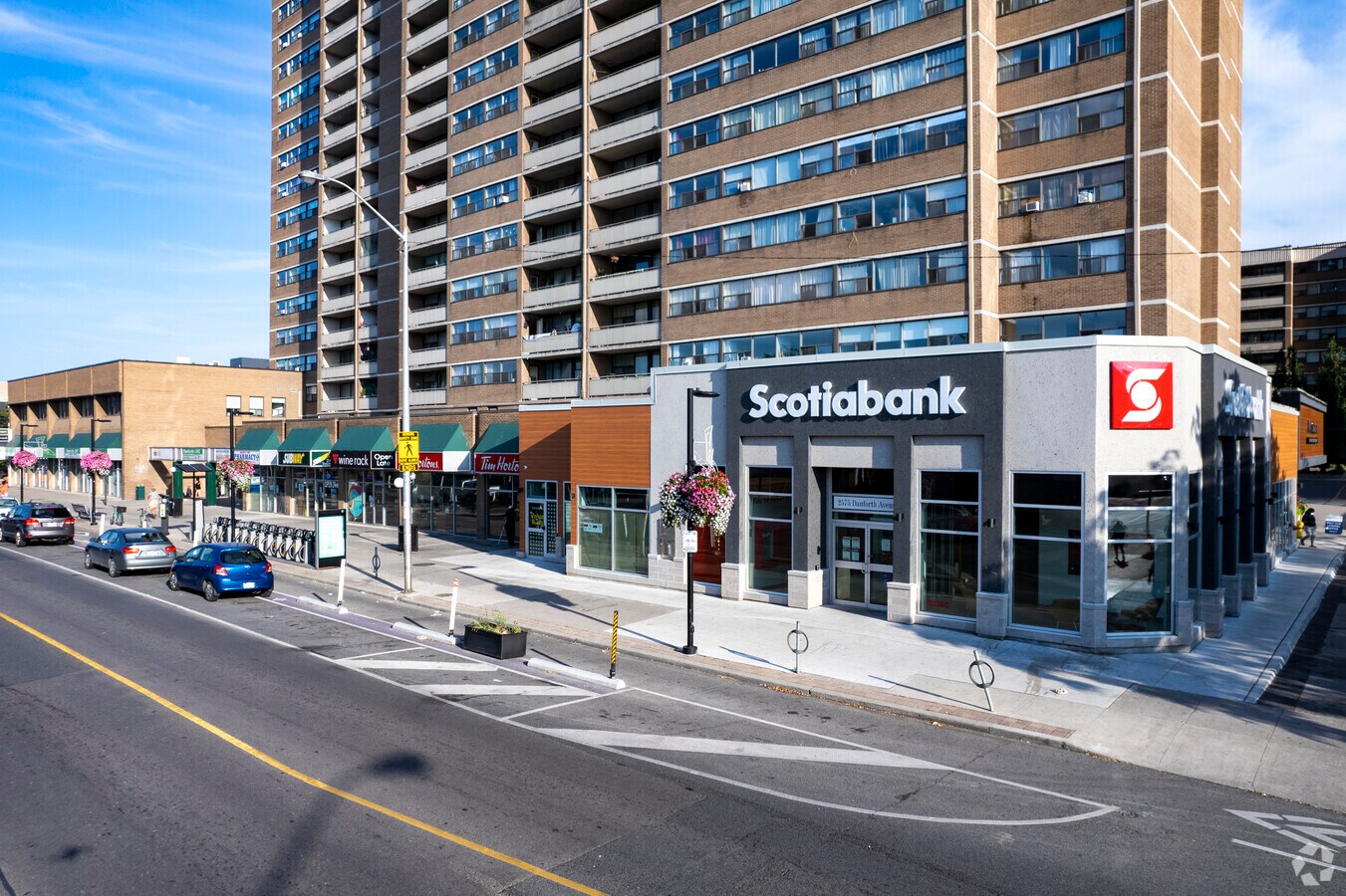 2575 Danforth Ave, Toronto, ON M4C 1L5 Retail for Lease