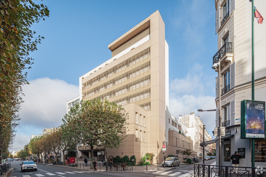 70 Rue De Fontenay, Vincennes for lease - Primary Photo - Image 1 of 2