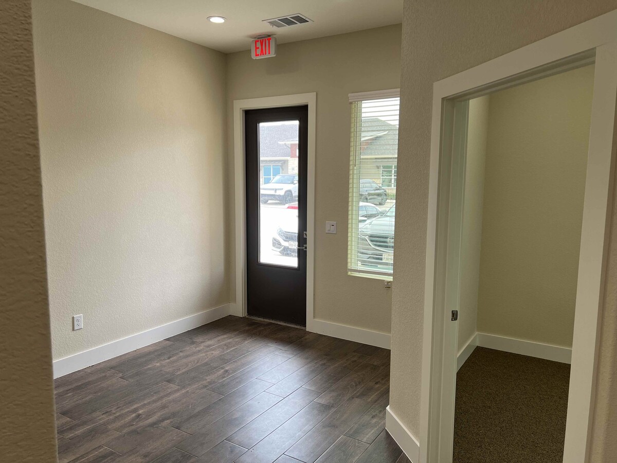 2951 FM 1460, Georgetown, TX 78626 - Unit 1701 -  - Interior Photo - Image 2 of 11