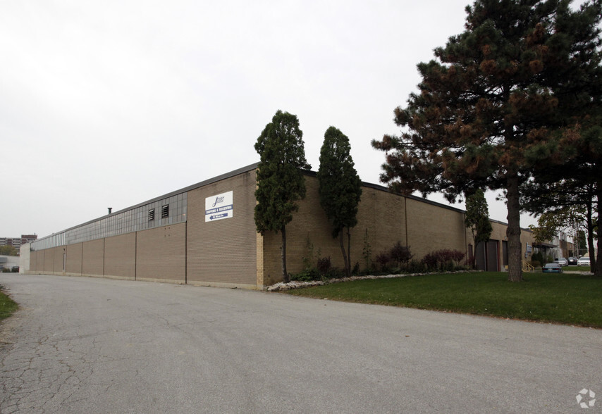 36-40 Milvan Dr, Toronto, ON for lease - Building Photo - Image 2 of 4