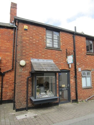 More details for 1 & 9 Evans Yard, Bicester - Retail for Sale