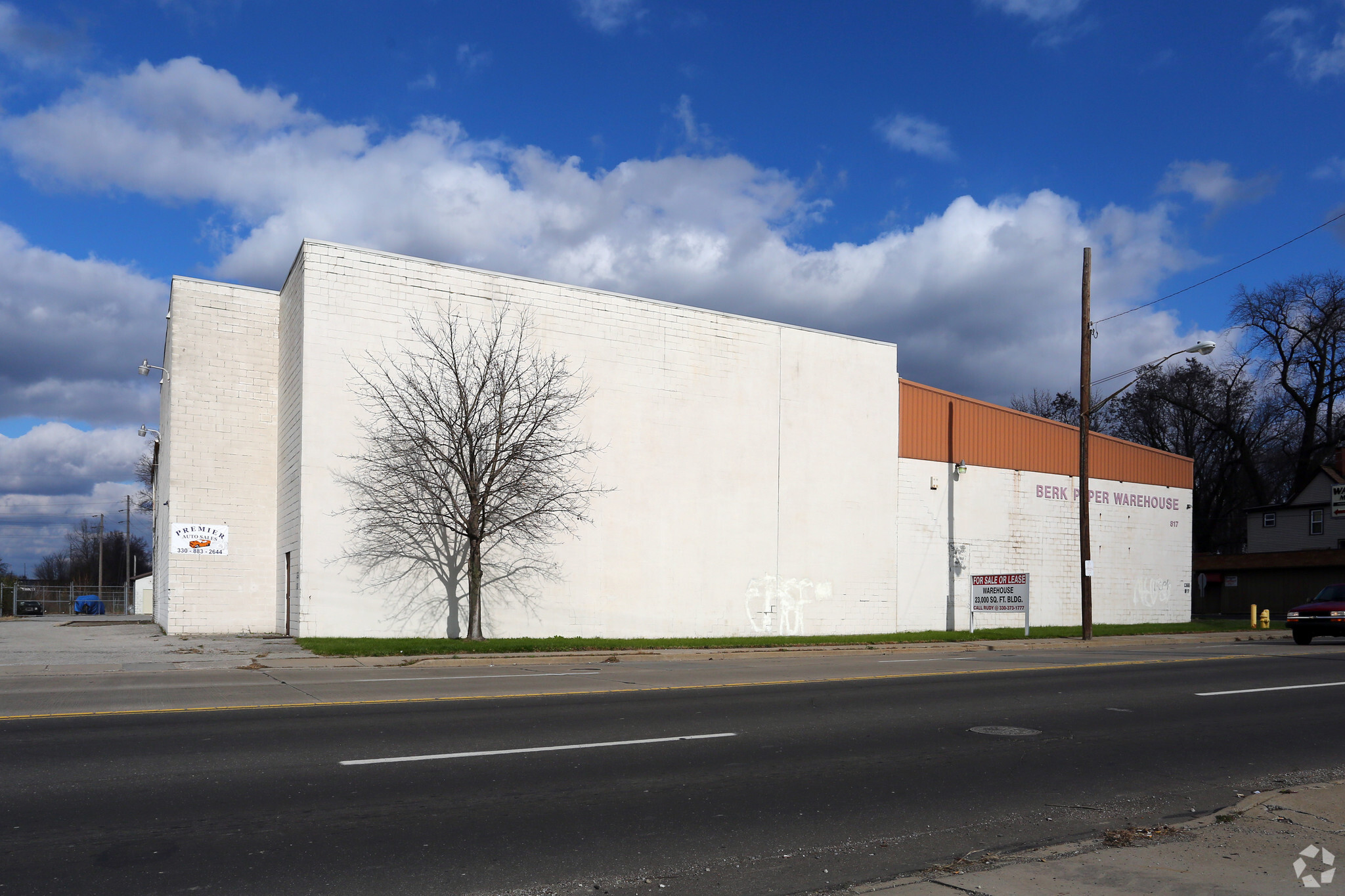 809 E Market St, Warren, OH for sale Primary Photo- Image 1 of 1