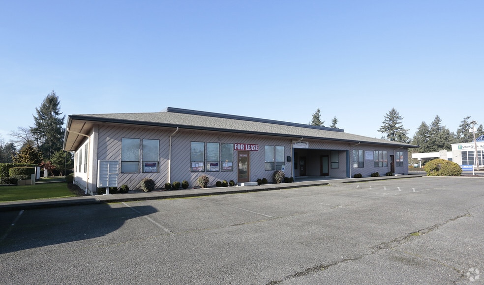 16218 Pacific Ave, Spanaway, WA for sale - Primary Photo - Image 1 of 3