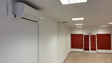Retail in Cuenca, Cuenca for lease Interior Photo- Image 2 of 5