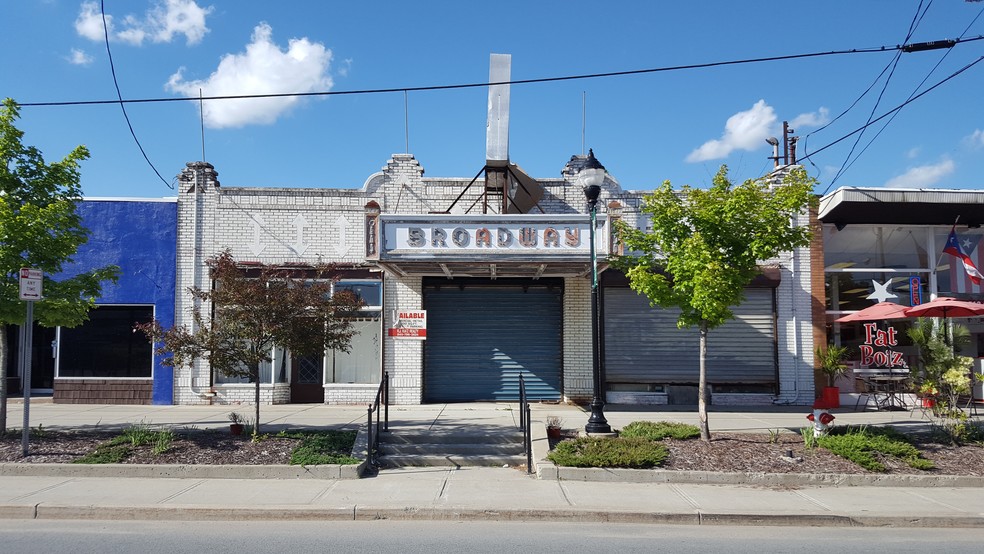 489 Broadway, Monticello, NY for sale - Building Photo - Image 1 of 1