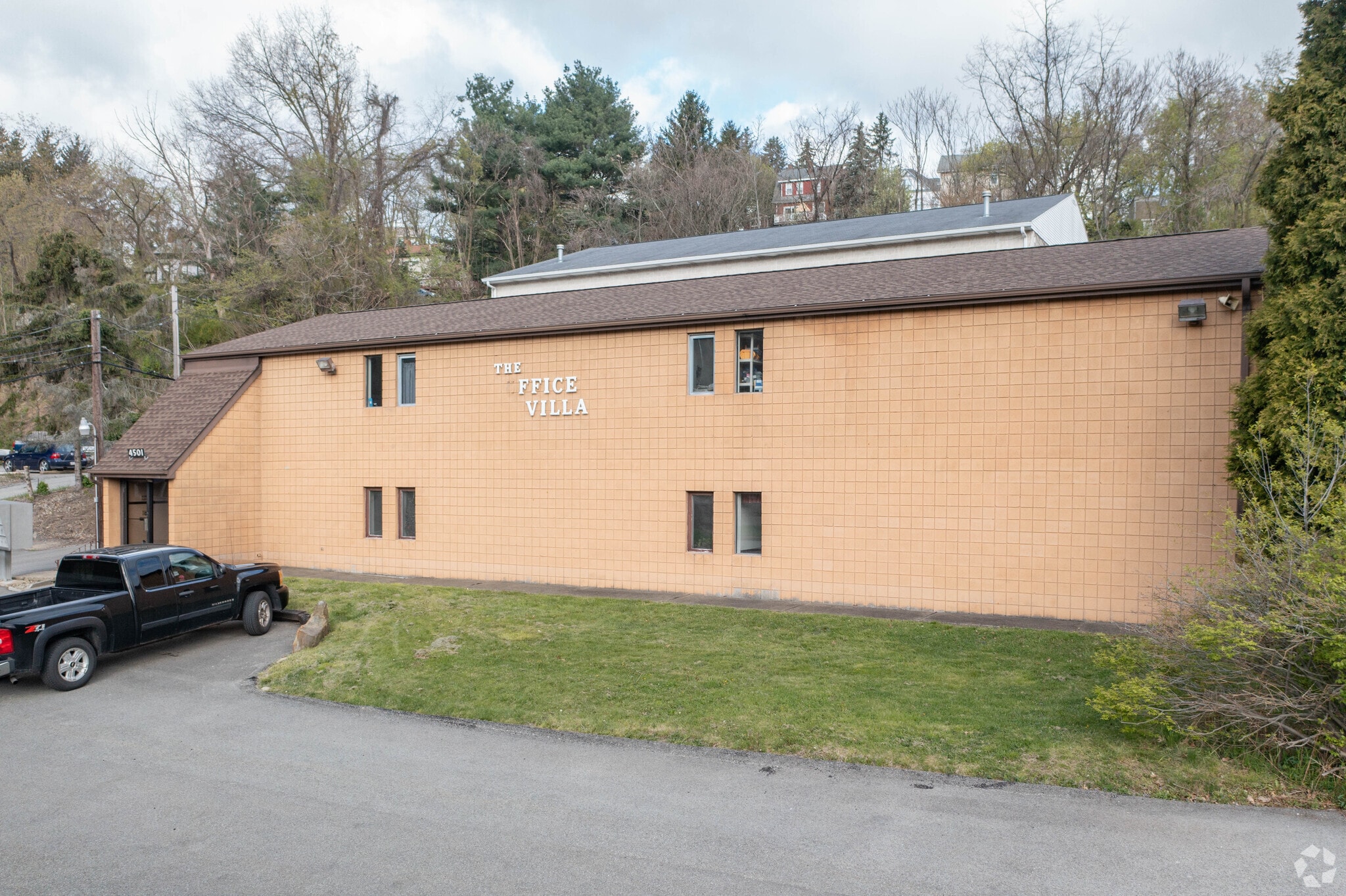 4501 Peoples Rd, Pittsburgh, PA for lease Building Photo- Image 1 of 7