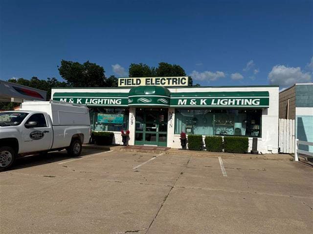 109 S Main, Stillwater, OK for sale Building Photo- Image 1 of 7