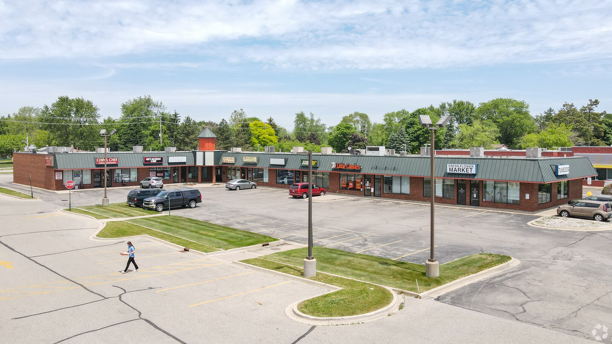 4335 Lake Michigan Dr NW, Grand Rapids, MI for lease Primary Photo- Image 1 of 9