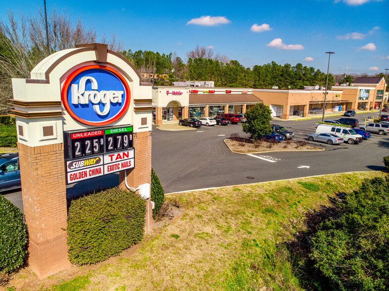 4045 Marietta Hwy, Canton, GA for lease - Primary Photo - Image 1 of 6