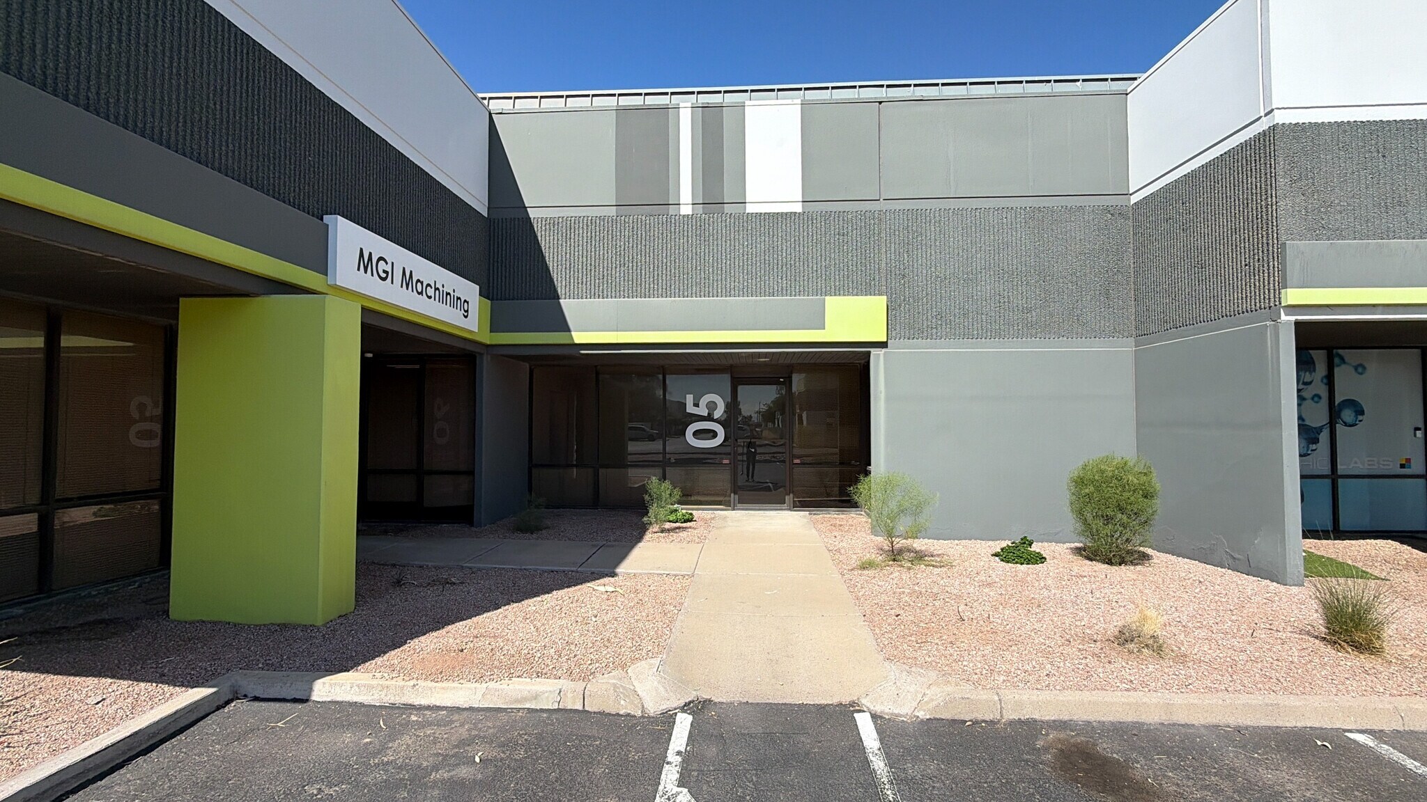 2425 W 12th St, Tempe, AZ for lease Interior Photo- Image 1 of 9