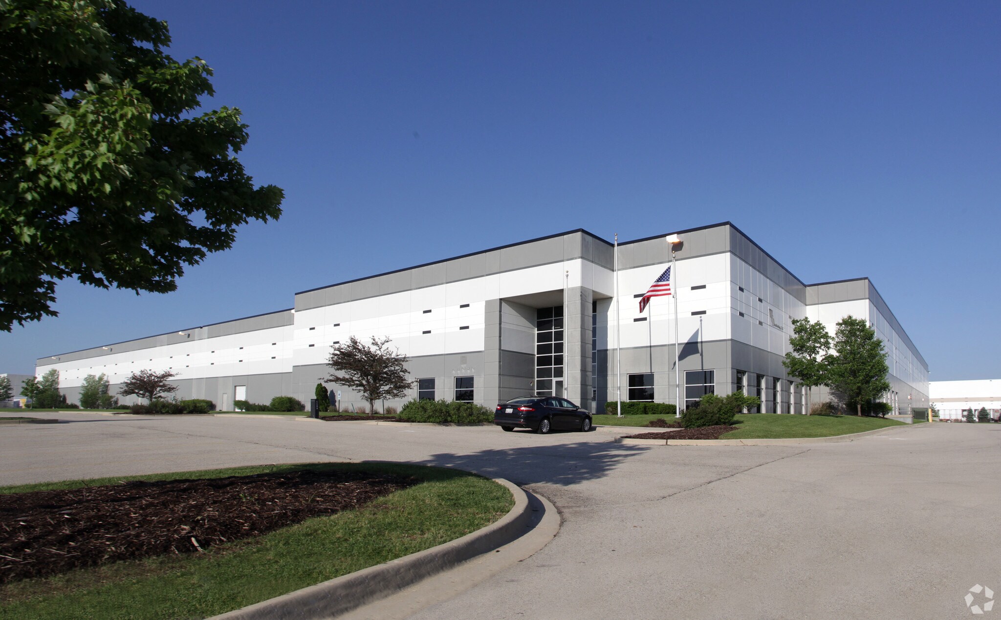 1103 Butterfield Rd, Aurora, IL 60502 Butterfield Logistics Center