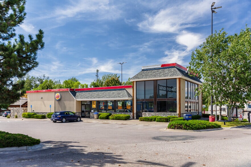 1363 Us Highway 2 E, Kalispell, MT for sale - Primary Photo - Image 1 of 1