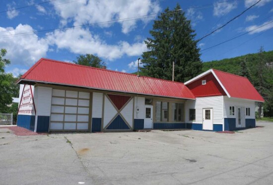 70-72 70-72 Williams Street St, Whitehall, NY for sale - Primary Photo - Image 1 of 1