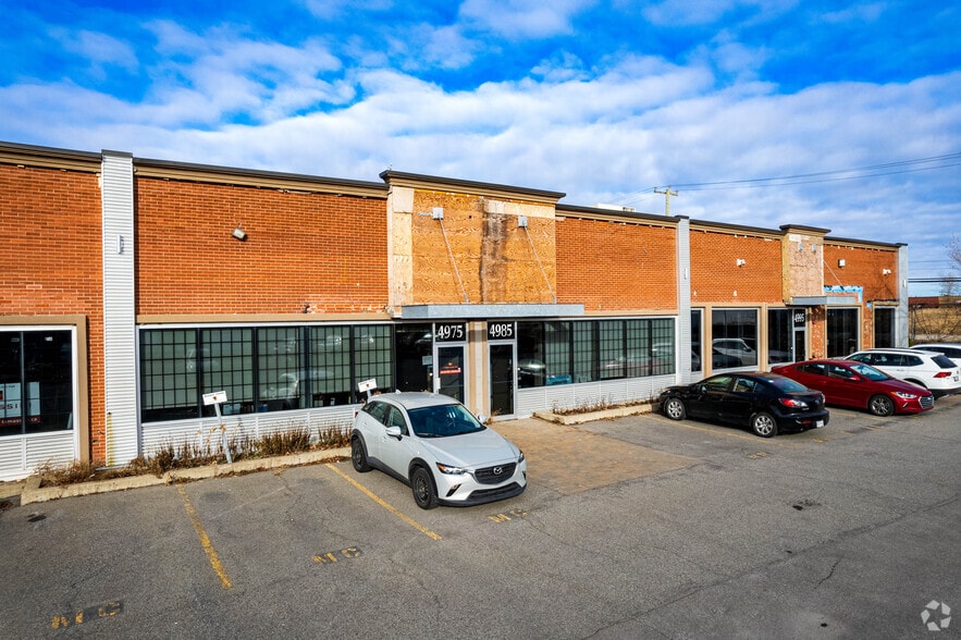 4975-4995 Rue Fisher, Montréal, QC for lease - Building Photo - Image 2 of 13