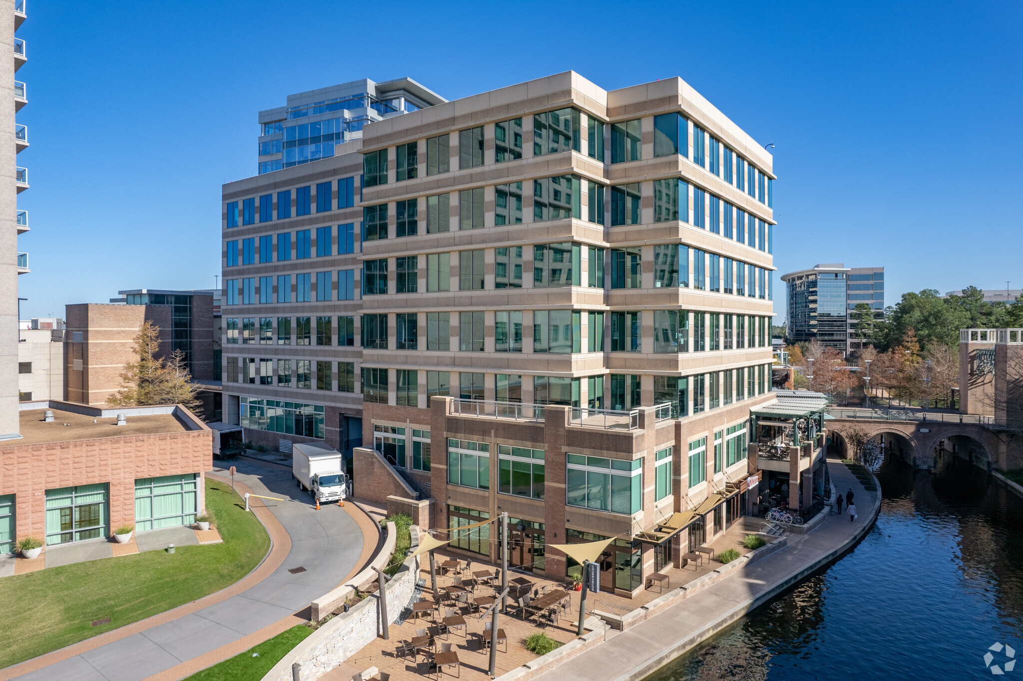 21 Waterway Ave, The Woodlands, TX 77380 21 Waterway