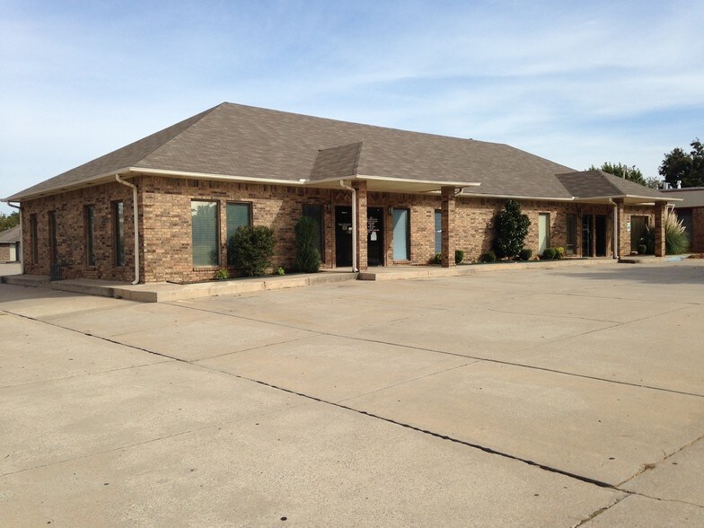 809 SW 89th St, Oklahoma City, OK 73139