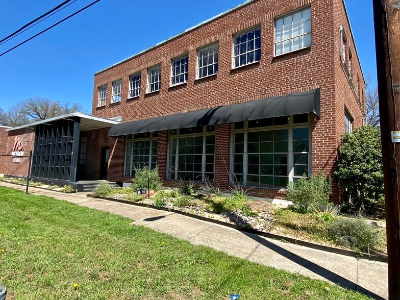 1300 W Main St, Waxahachie, TX for sale - Primary Photo - Image 1 of 1