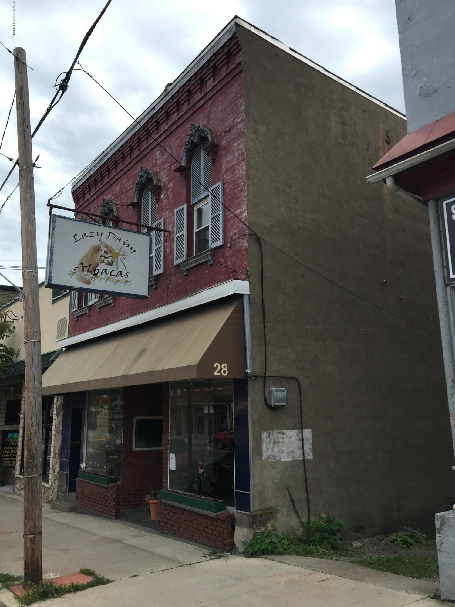 28 E Tioga St, Tunkhannock, PA 18657