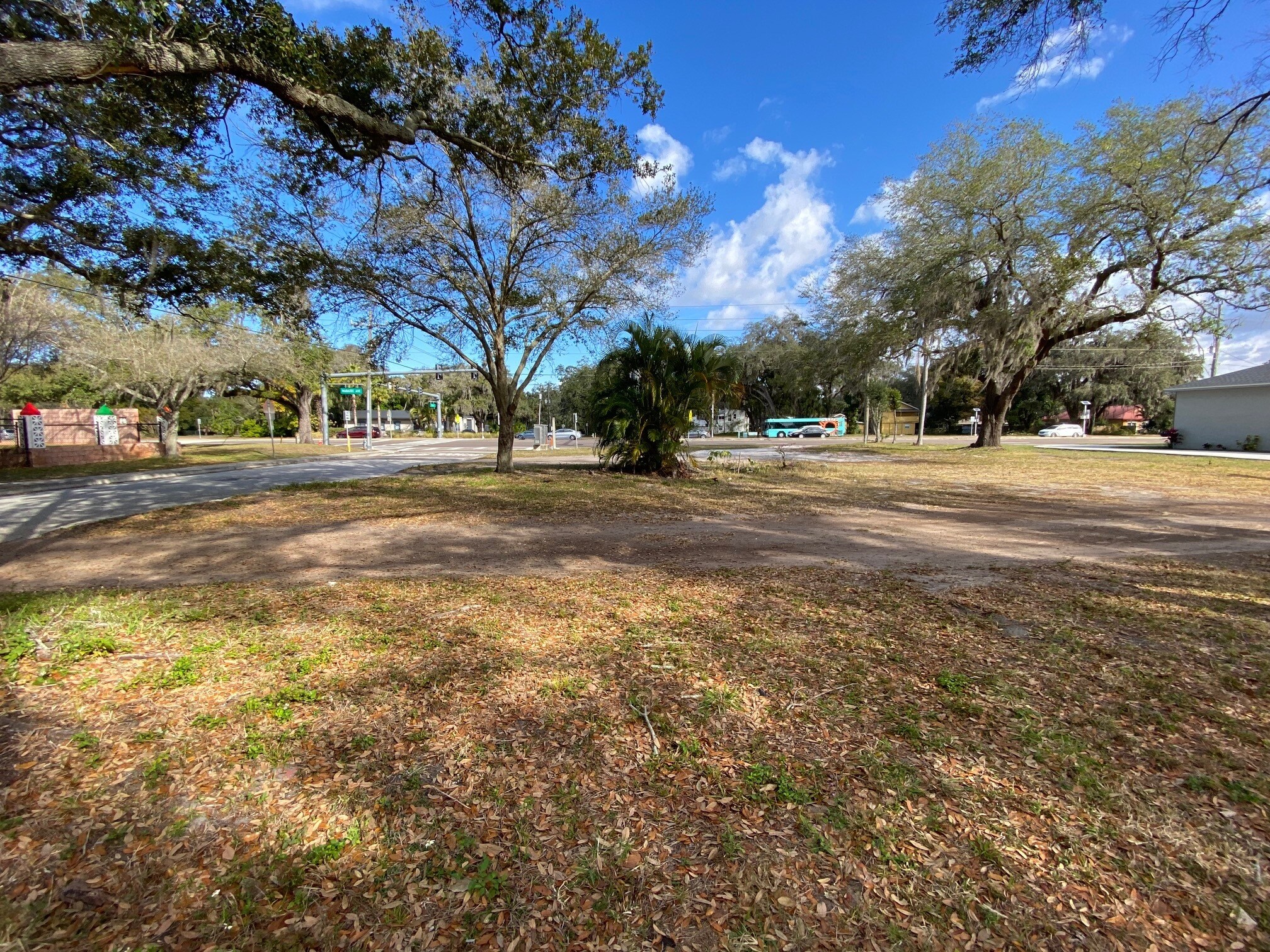 1702 E Manatee Ave, Bradenton, FL for sale Building Photo- Image 1 of 1