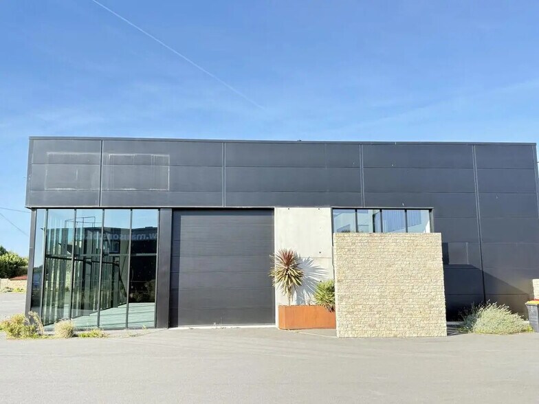 Retail in Ploeren for lease - Building Photo - Image 1 of 3