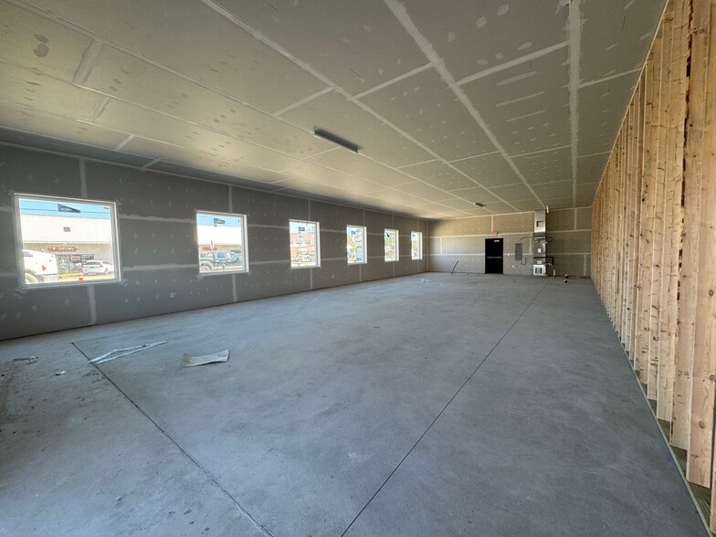 536 Atlantic Ave, Millville, DE for lease - Interior Photo - Image 3 of 10