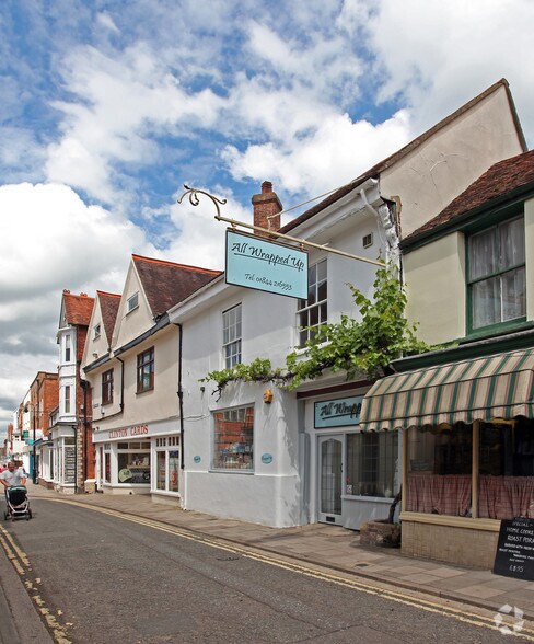 2 Buttermarket, Thame for sale - Primary Photo - Image 1 of 5