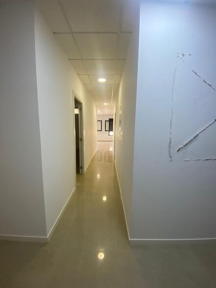 Office in El Ejido, Almería for sale - Building Photo - Image 2 of 9