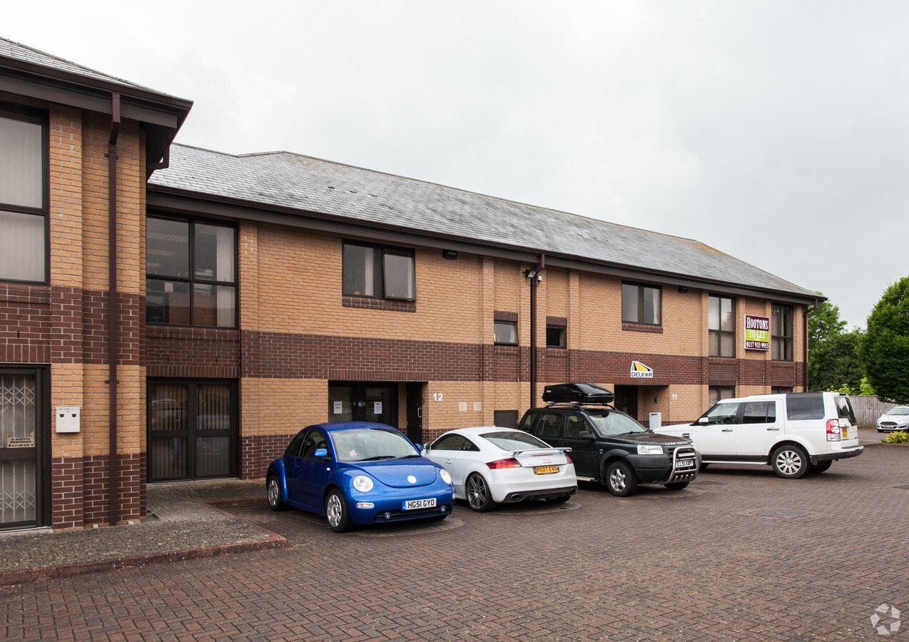 Bumpers Farm, Chippenham, SN14 6RZ