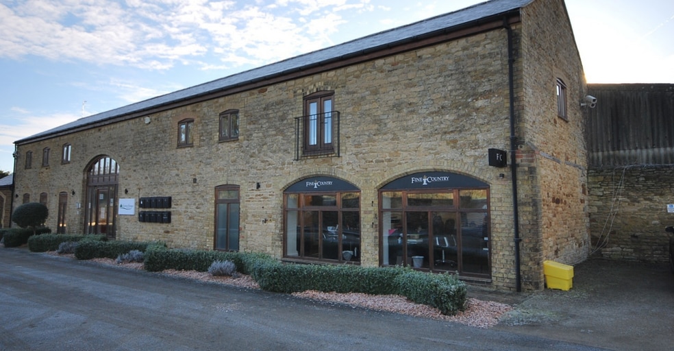 Grange Ln, Oakham for lease - Primary Photo - Image 1 of 2