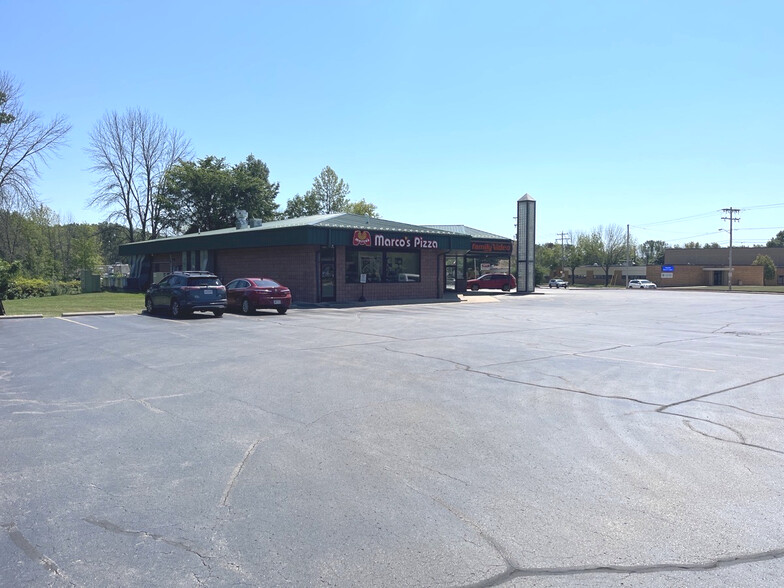 2598 Glendale Ave, Howard, WI for lease - Building Photo - Image 2 of 4