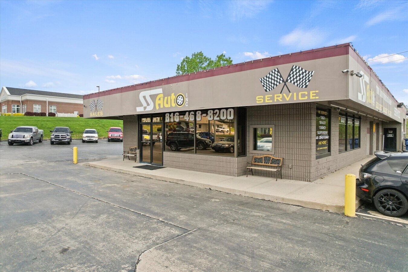 6417 N Oak Trfy, Gladstone, MO 64118 SS Auto